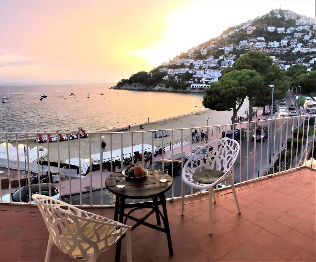 Global Immo 3343 Villa Catherine Roses Appartement